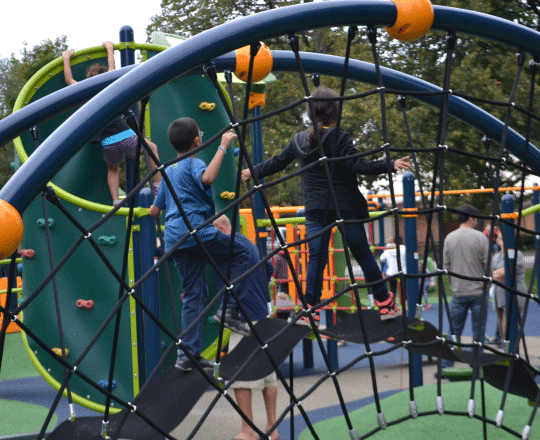 Upland Design – Hiawatha Park Overhang Climb Upland Design - Hiawatha Park Overhang Climb