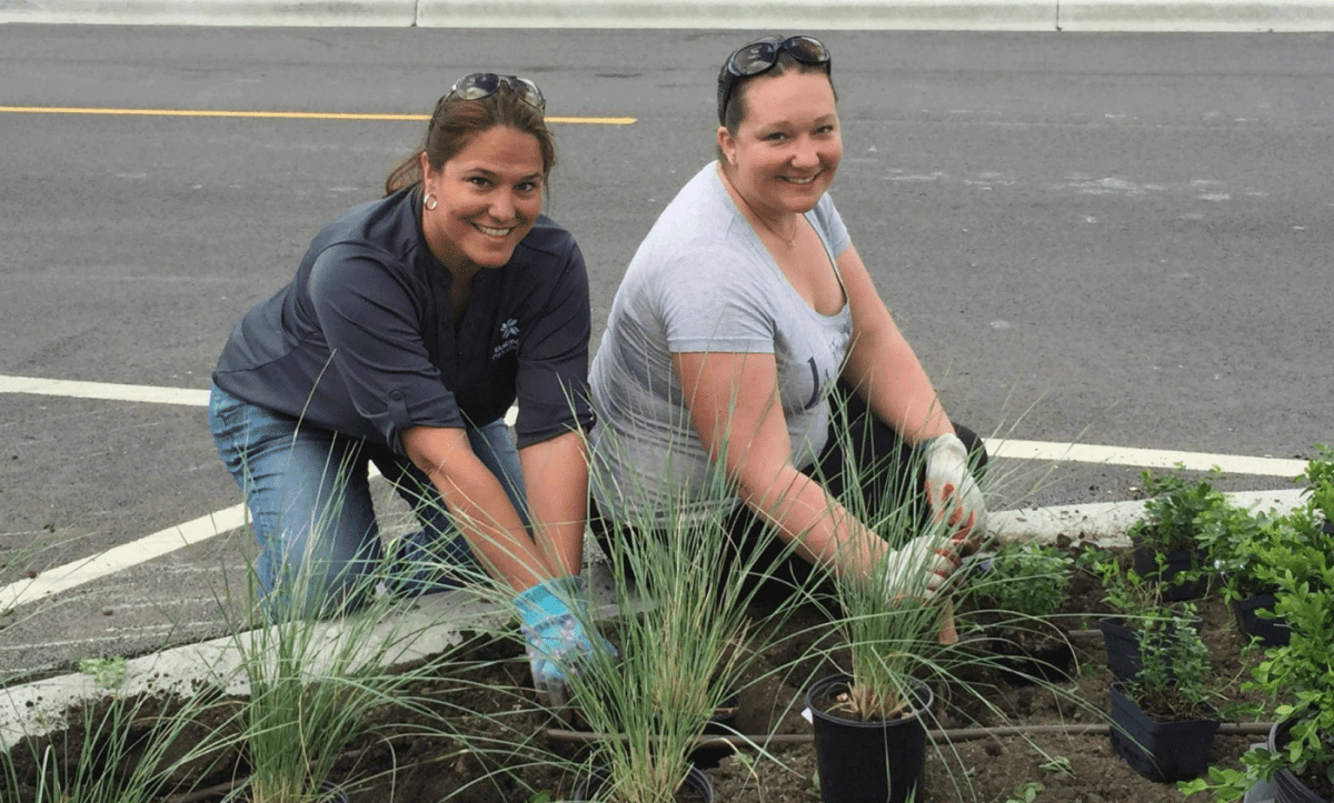 Houston Street Planters Upland Design